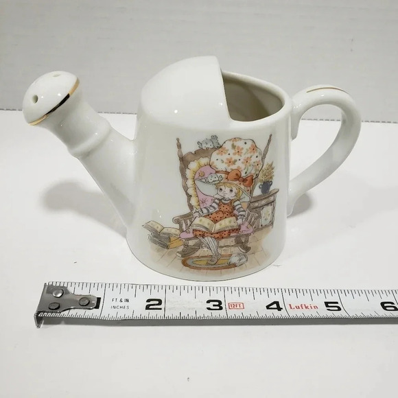 Vintage Strawberry Shortcake Small Ceramic  Watering Can. - Picture 7 of 7